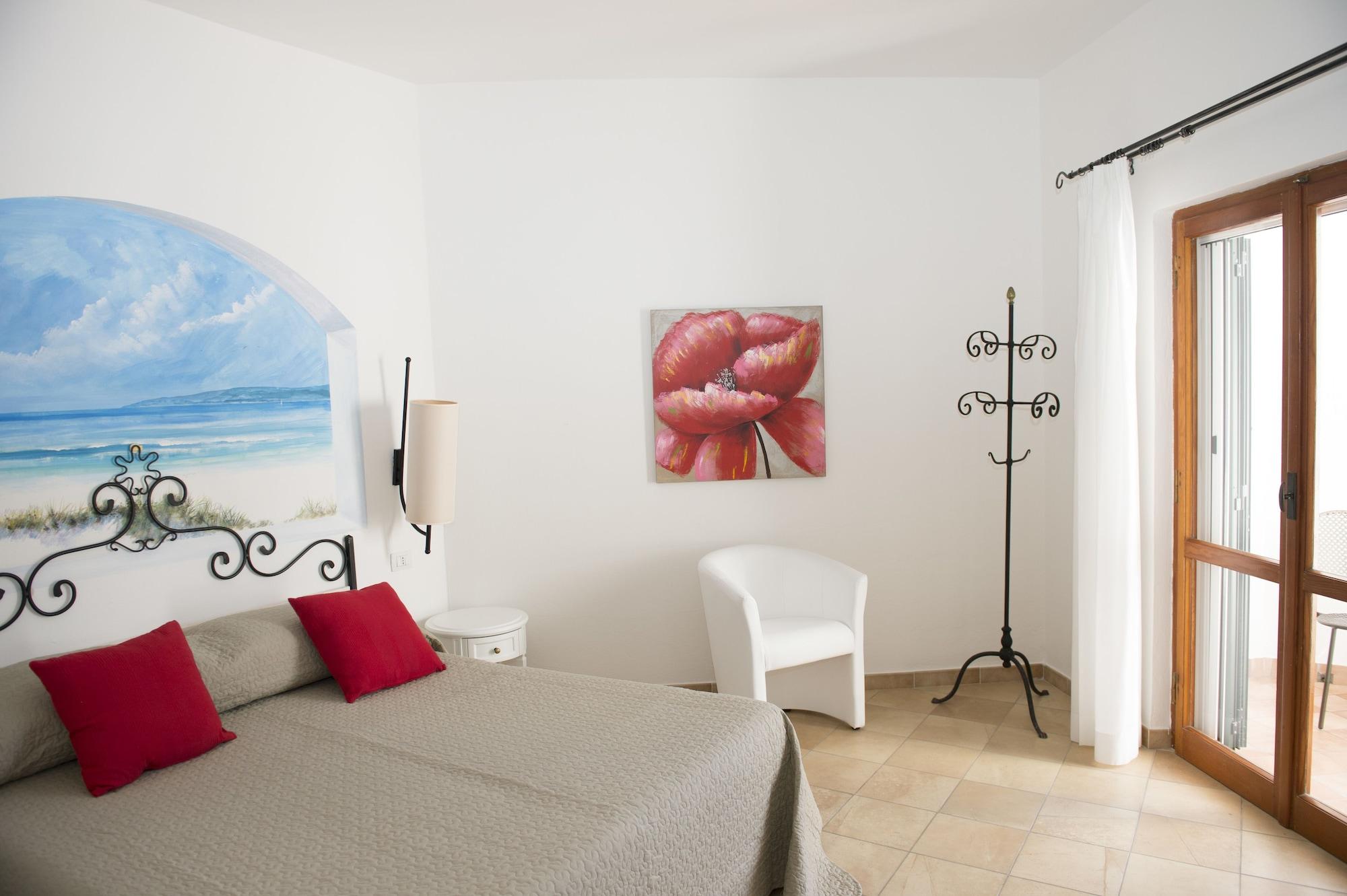 El Faro & Hotel 4*
